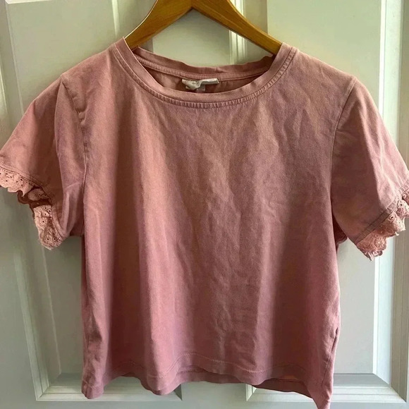 Peachy pink tee with eyelet ruffle trim. Bombay and Paisley brand, size … - Picture 3 of 9